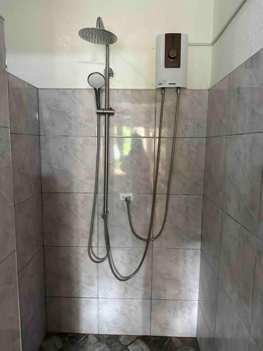 Alona Park Residence - 3 Bedroom Apartment- Alex And Jesa Unit Panglao Exterior foto