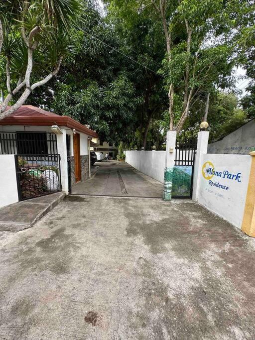 Alona Park Residence - 3 Bedroom Apartment- Alex And Jesa Unit Panglao Exterior foto